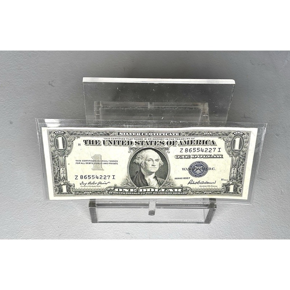US 1935 F One Dollar Silver Certificate Blue Seal George Washington Circulated